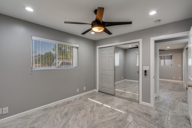 Building Photo - 406 Sea Willow Dr