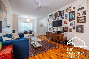 Building Photo - 2833 N Spaulding Ave