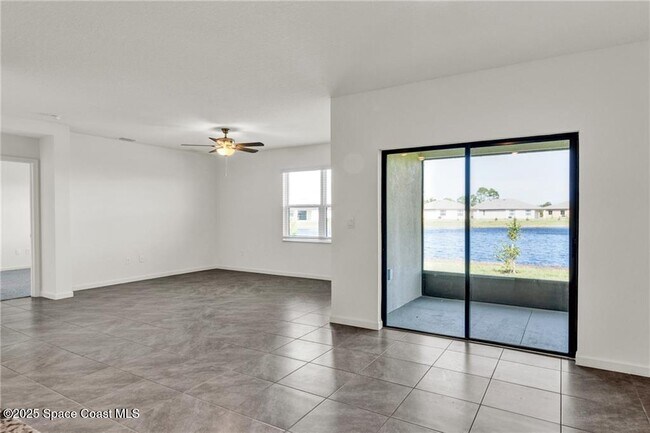 Building Photo - 5076 Marble St