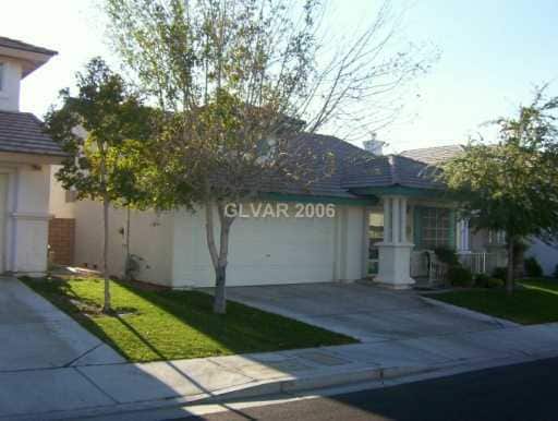 Building Photo - VERY CUTE 2 BEDROOM, SINGLE STORY HOME IN ...