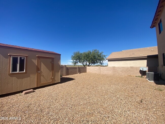 Building Photo - 1620 Biscayne Dr