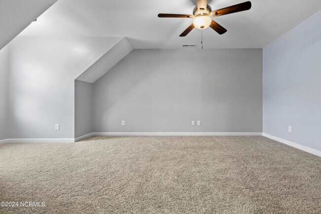 Building Photo - 200 Mia Ct