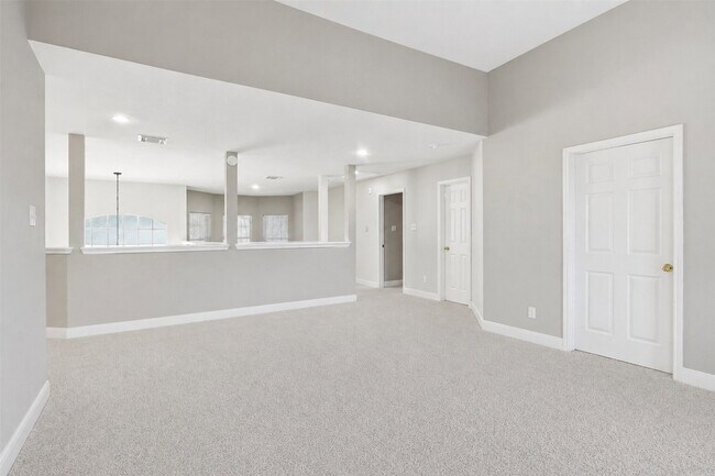 Building Photo - 19011 Polo Meadow Dr