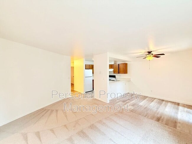 Building Photo - 3412 NE 66th Ave