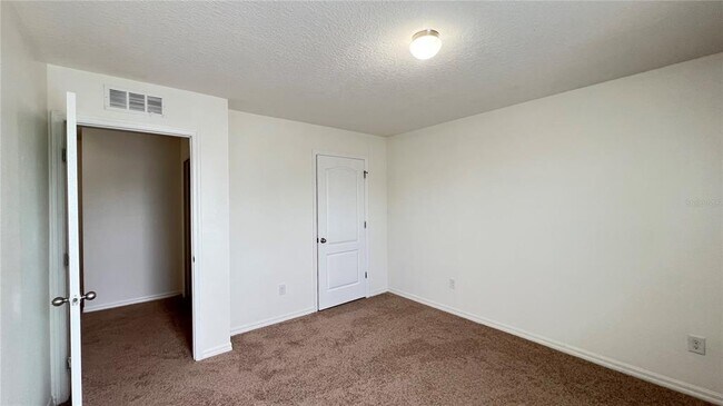 Building Photo - 16628 Broadford Ln