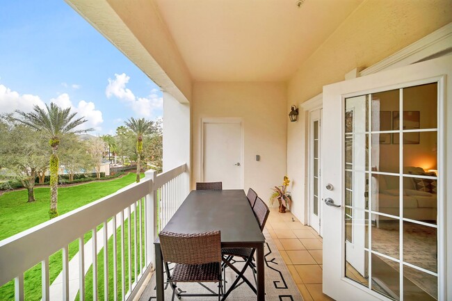 Building Photo - Beautiful 3/2 Luxury Condo in Reunion Reso...