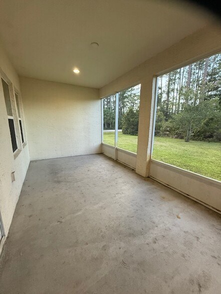 Building Photo - 1 Slumberland Path
