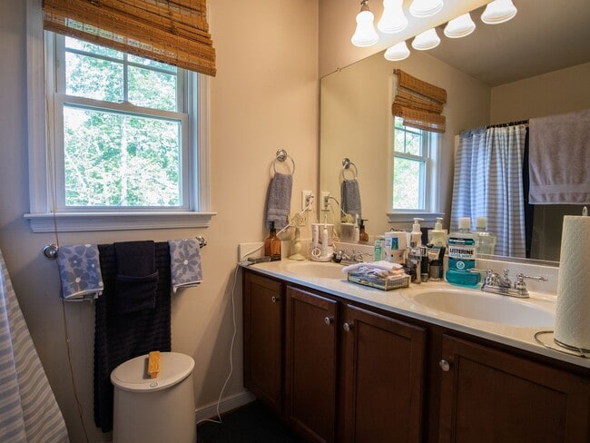 Building Photo - Stunning Shaker-Style 4-Bedroom Home in Chesterfield | Granite & Hardwoods!