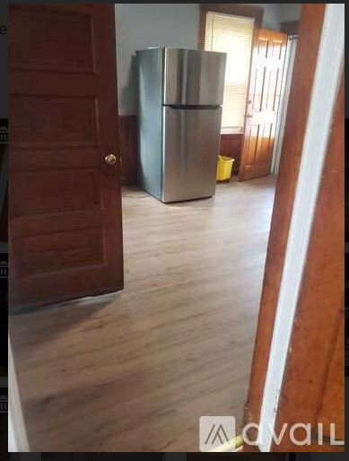 Building Photo - 61 Topliff St