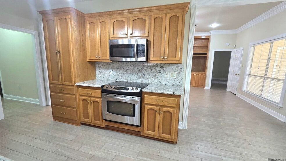 Building Photo - 282 Allan Dr