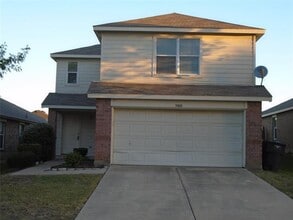 Building Photo - 5008 Waterford Dr