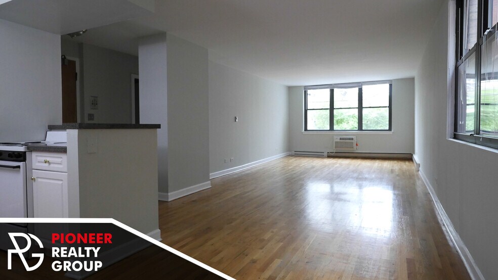 Building Photo - 1443 N Dearborn St