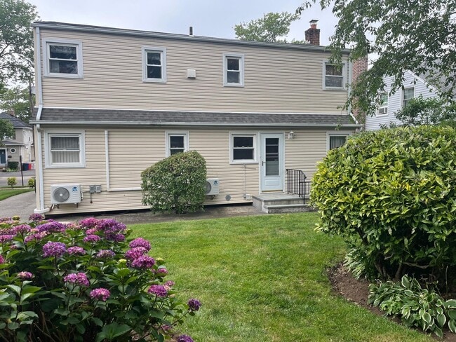 Building Photo - 480 Pennsylvania Ave