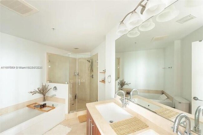 Building Photo - 79 SW 12th St