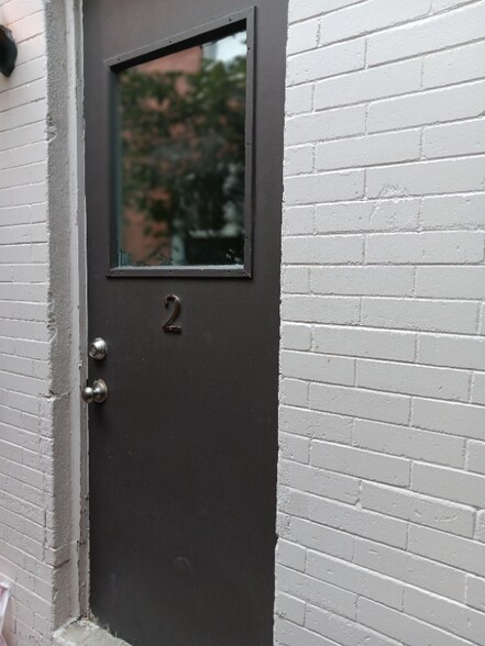 Building Photo - 1301 High St