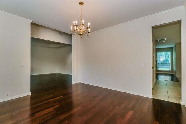 Building Photo - 5357 Austral Loop