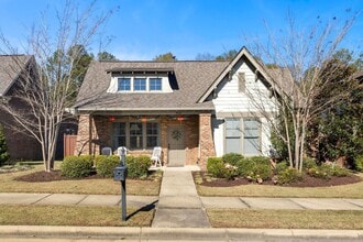 Building Photo - Beautiful 4Bed/3Bath Home M