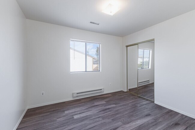 Building Photo - 3123 N Truwood Dr