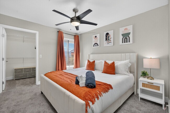 Building Photo - 15164 N 140th Dr