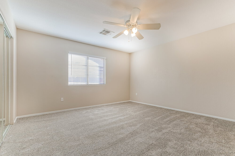 Building Photo - 1190 S Red Rock Ct