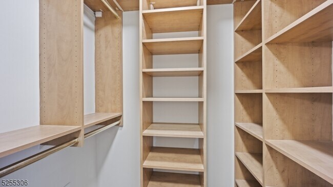 Building Photo - 1306 Stech Dr