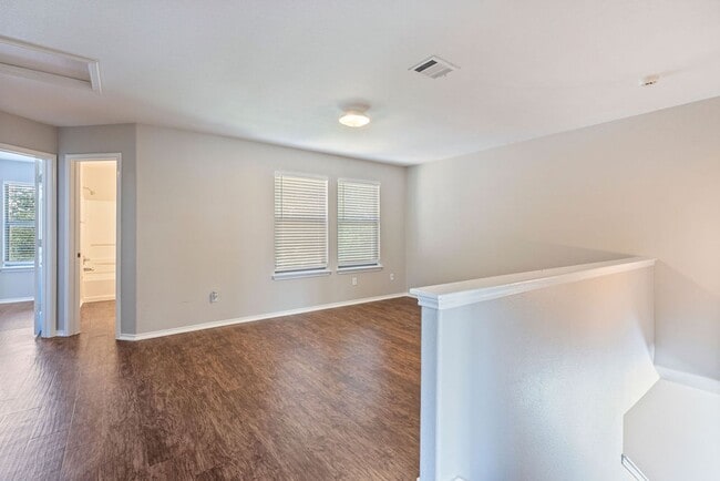Building Photo - Beautiful 3 bedroom, 2.5 bathroom home in Round Rock!!!