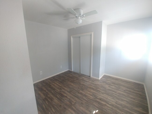 Building Photo - Charming 3-Bedroom Rental with Bonus Backh...