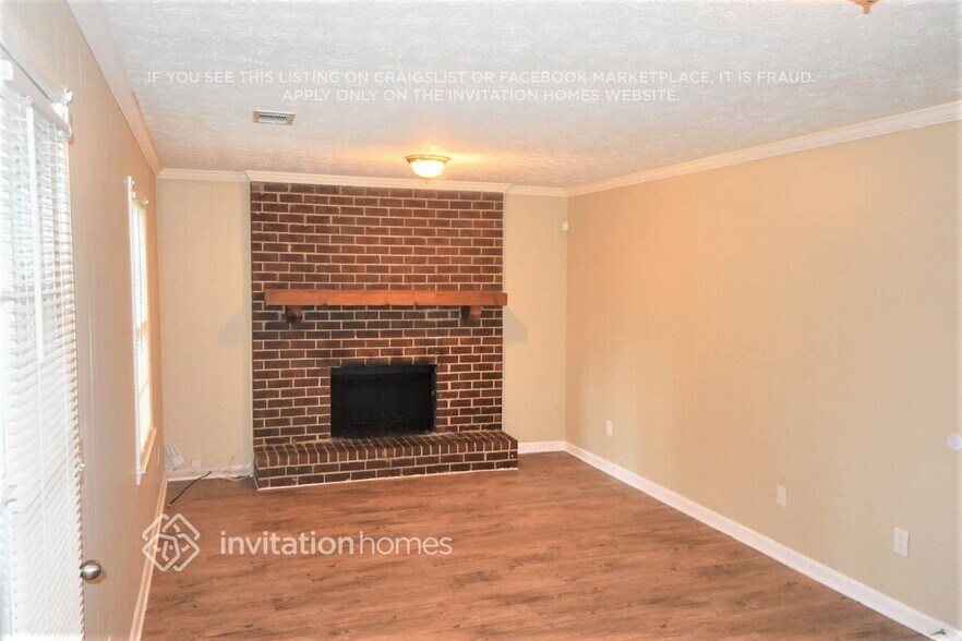 Building Photo - 3833 Seton Hall Dr