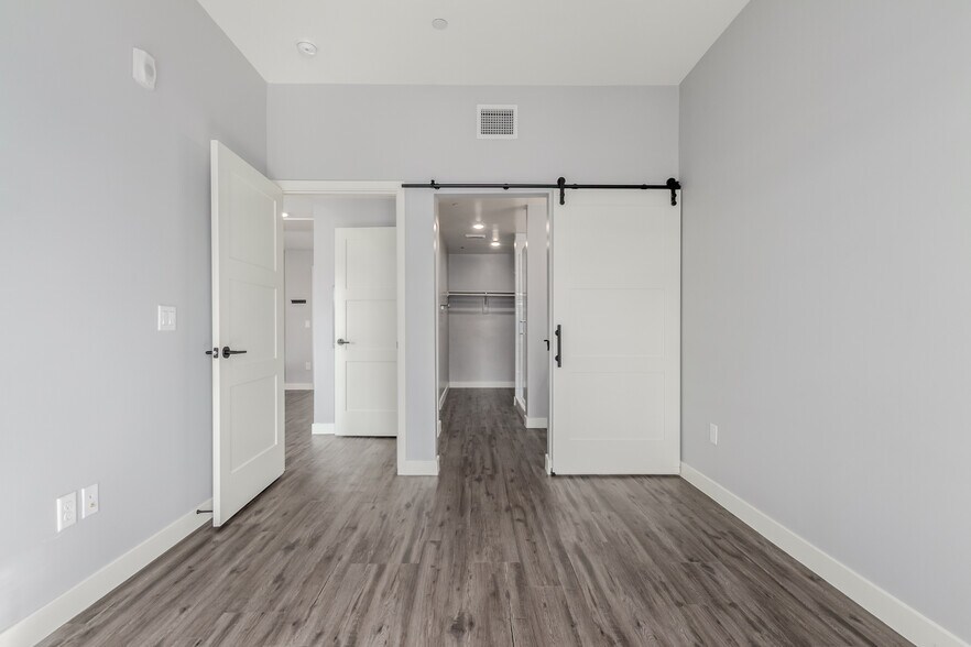 Building Photo - 475 N 9th St