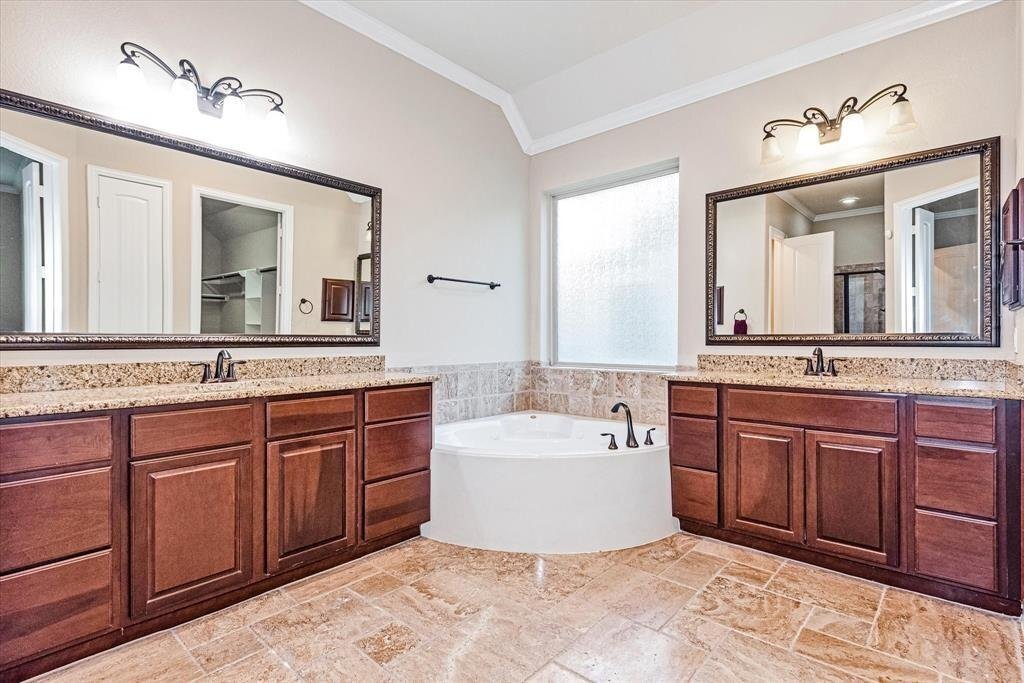Building Photo - 6838 Adrienne Arbor Dr