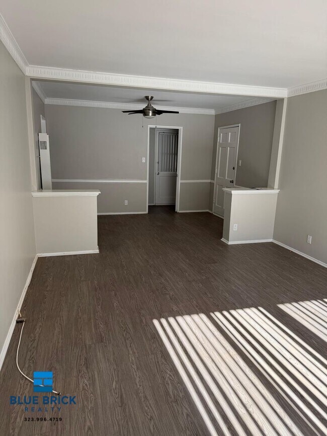 Building Photo - 5315 Whitsett Ave