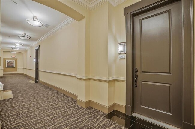 Building Photo - 2300 Peachford Rd