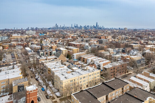 Aerial Photo - 2119-2127 N Richmond St