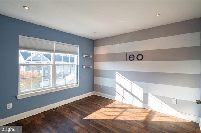 Building Photo - 27127 Hickory Ln