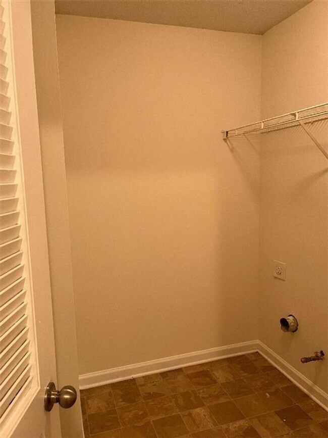 Building Photo - Douglasville Rental