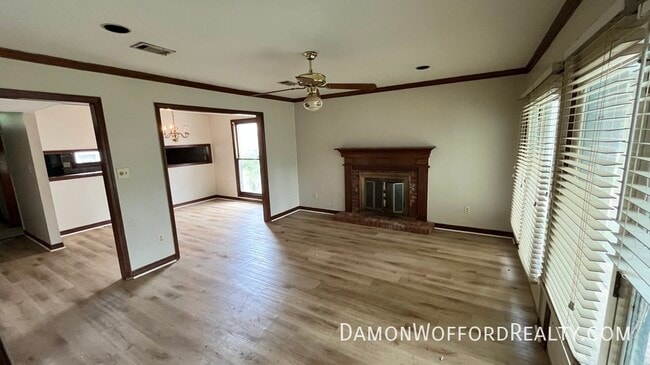 Building Photo - 941 Glastonbury Cir