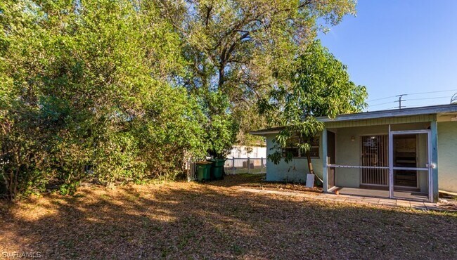 Building Photo - 3675 Estey Ave