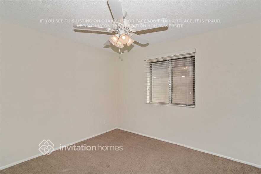 Building Photo - 7341 W Shangri La Rd