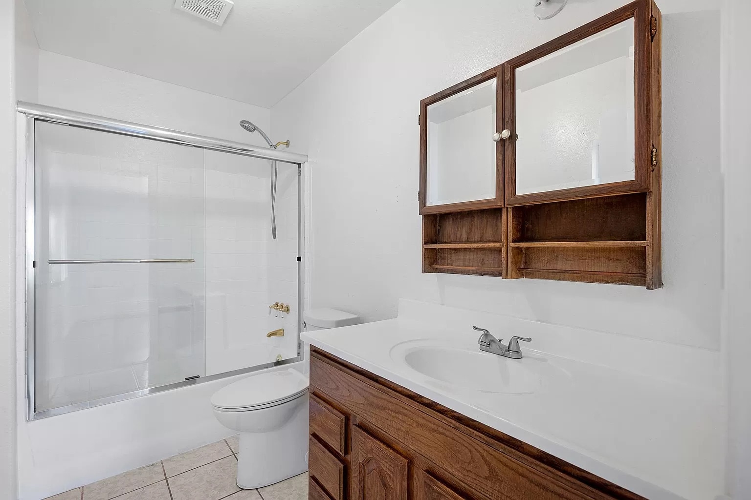 Building Photo - 14012 Sayre St