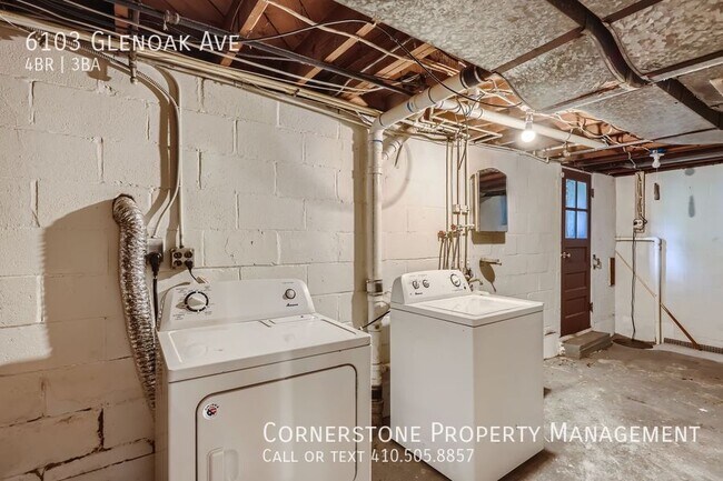 Building Photo - 6103 Glenoak Ave