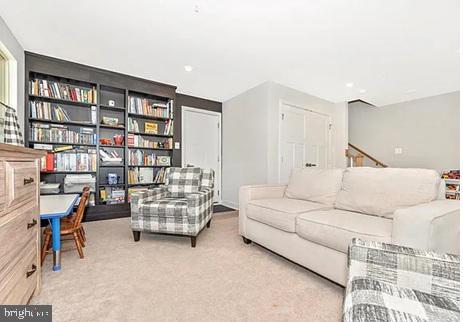 Building Photo - 10601 Brewerton Ln