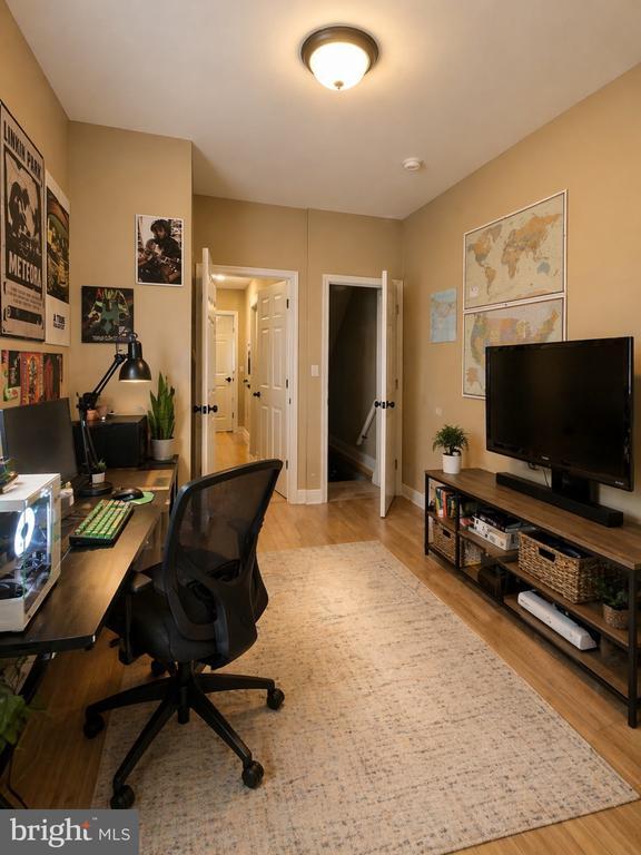 Building Photo - 6251 E Wister St