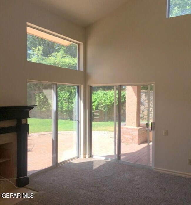 Building Photo - 4579 Weeping Willow Dr