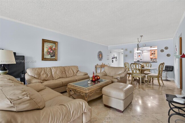 Building Photo - 2671 S Course Dr