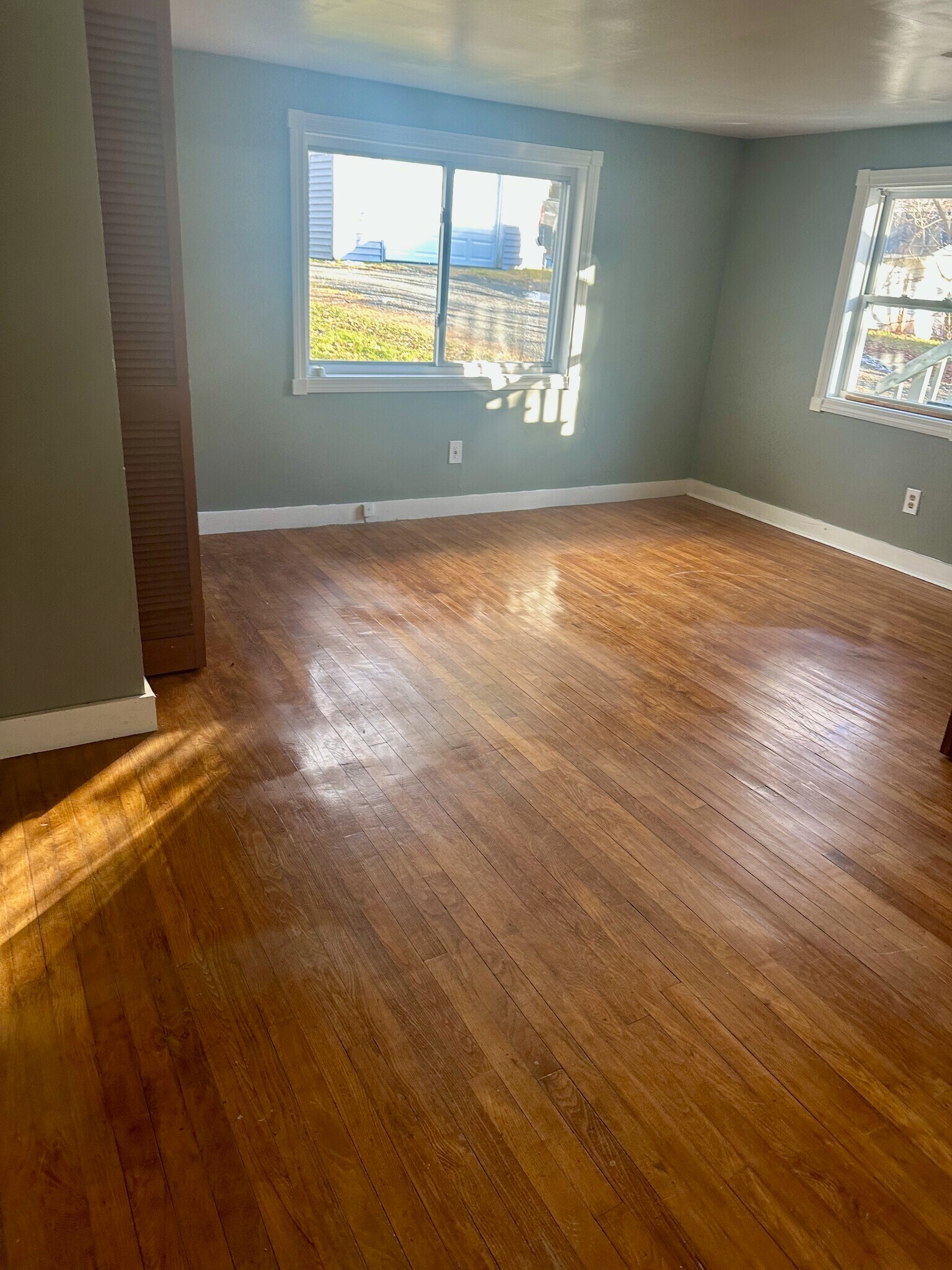 Building Photo - 249 Palm St