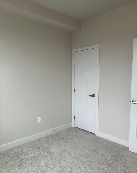 Building Photo - 168 Bethlehem Pl