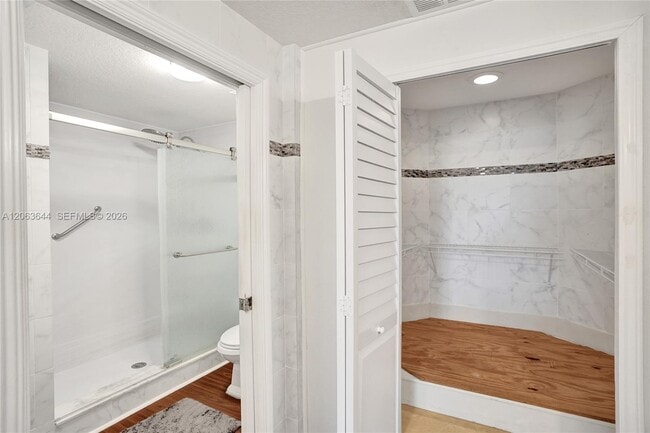 Building Photo - 7611 Southampton Terrace