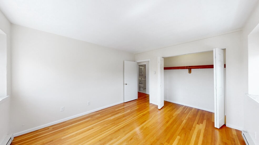 Building Photo - 525 Highland Ave
