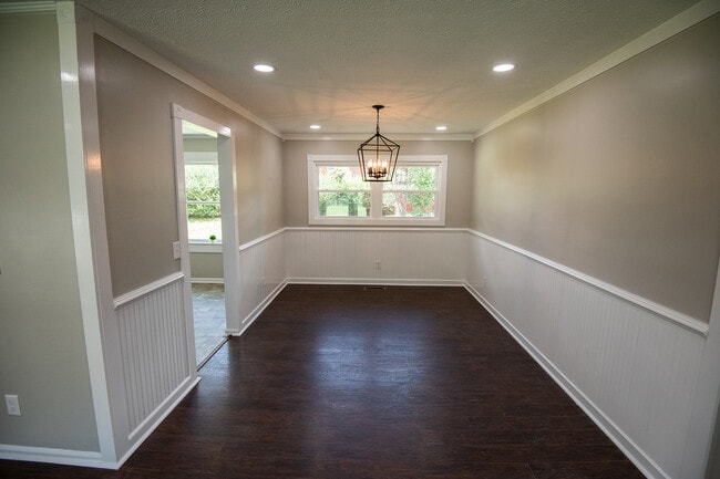 Building Photo - 119 Remington Wy