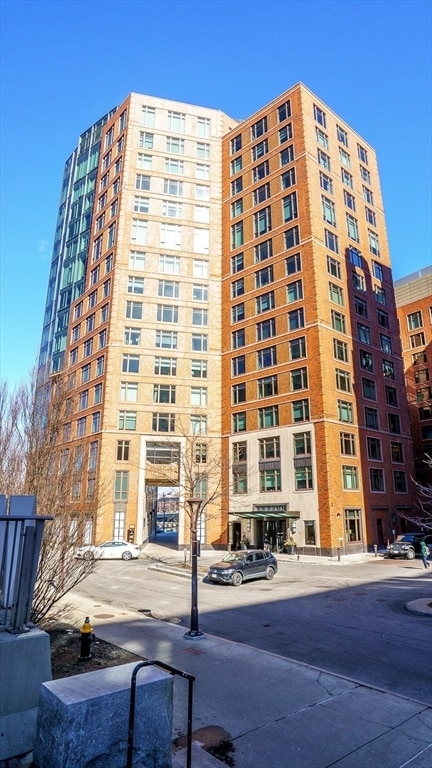 Building Photo - 100 Lovejoy Wharf